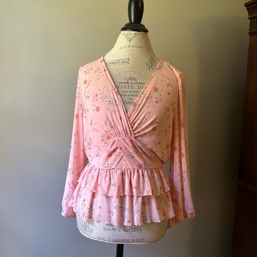 Women’s peachy summer fashion top, lined with sheer sleeves